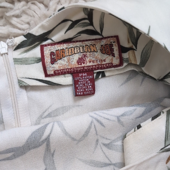 Caribbean Joe Leaf Midi Dress - Picture 2 of 4